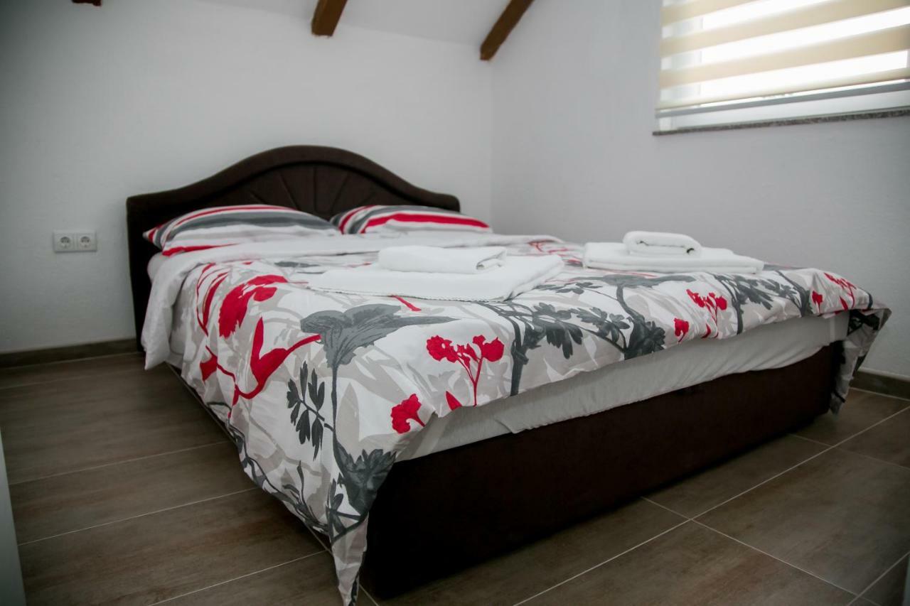 Nektar Park Villa Sara Bihać Eksteriør bilde